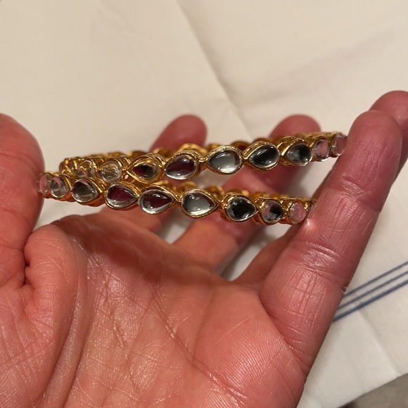 Bracelets - Picture 4 of 4